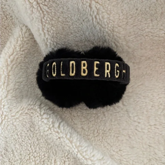 Goldbergh Earmuffs - Picture 3 of 4